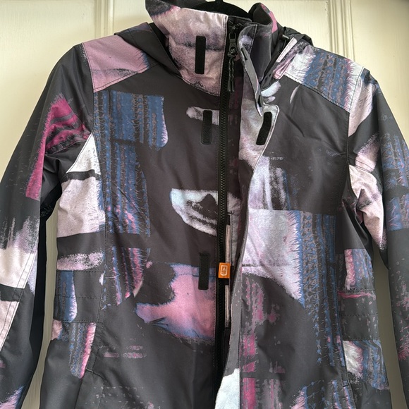 Burton Jacket - Picture 4 of 9